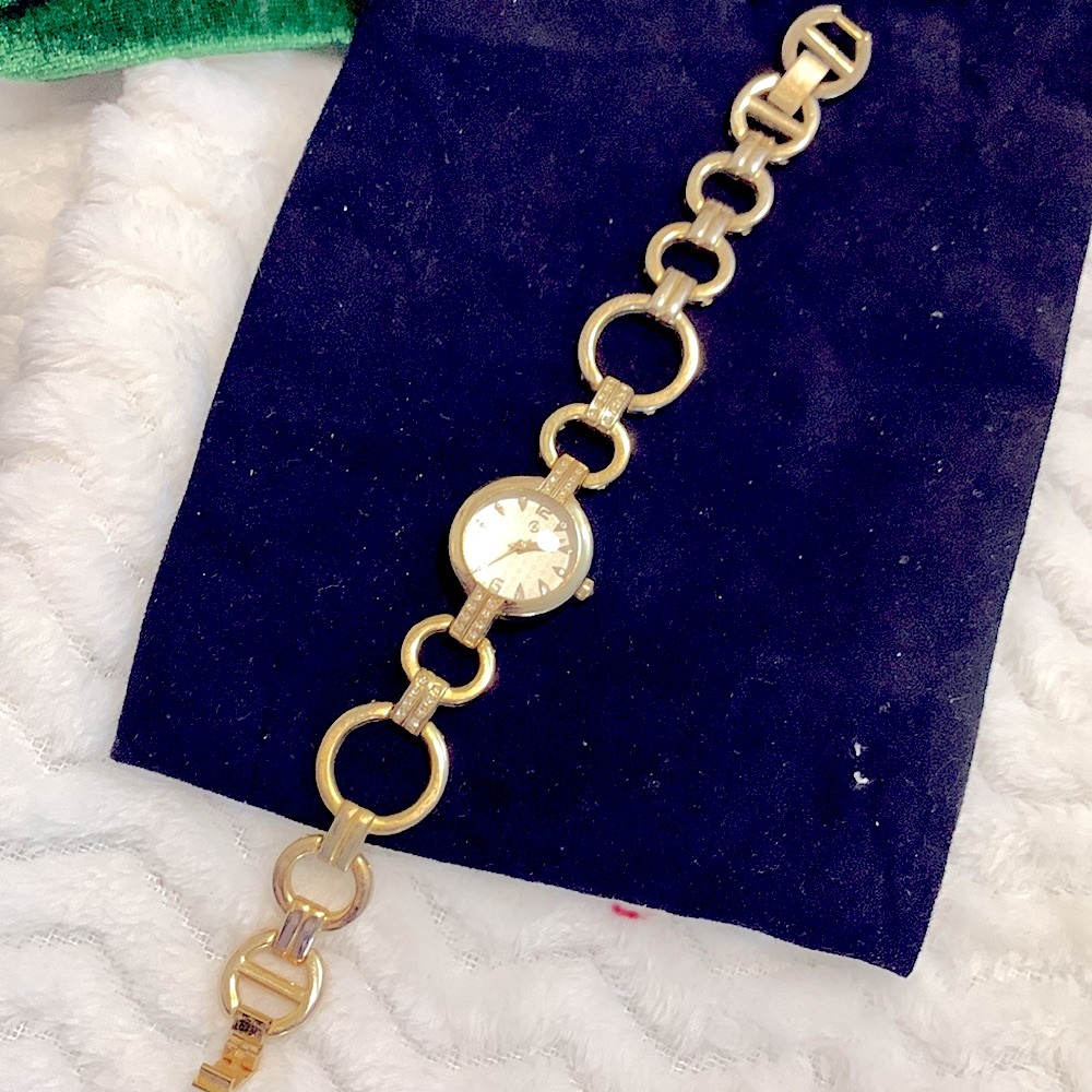 Ladies Stylish VINTAGE Gold Studded Circle Link BRACELET Watch, BY George